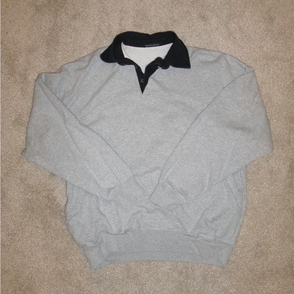 BRANDY MELVILLE ARCHER CREWNECK